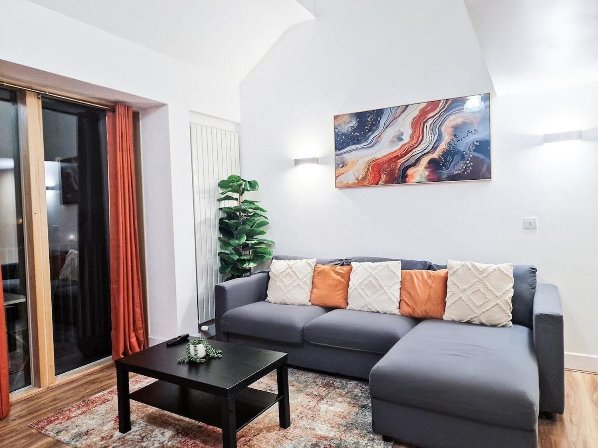 Luxury Waterfront Property With Free Parking Coventry Luaran gambar